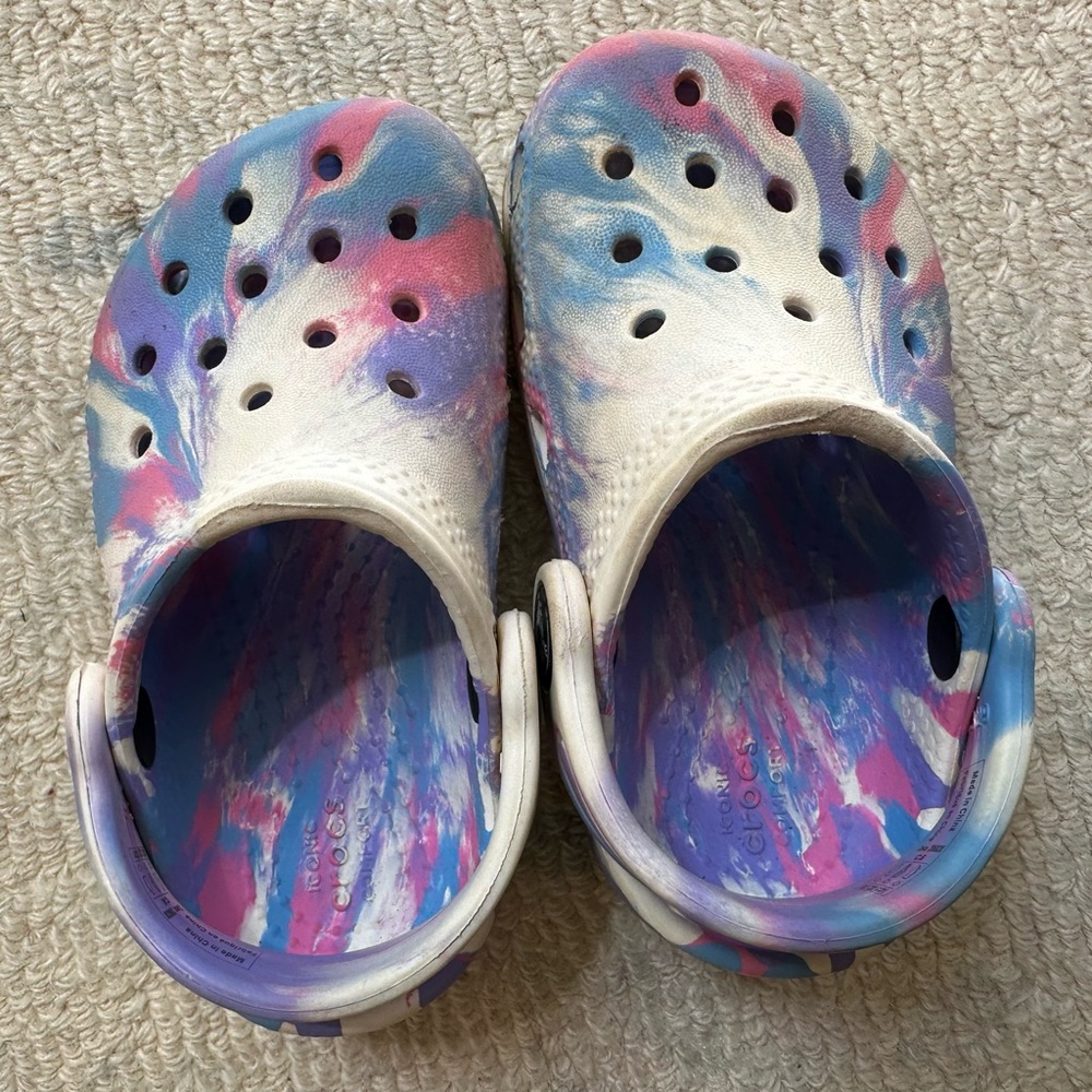 CROCS Classic Clog Tie Dye C6